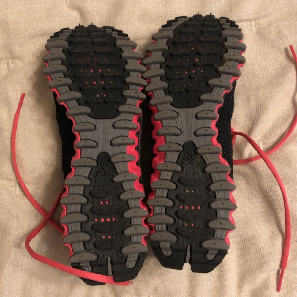 Adidas - Picture 6 of 7